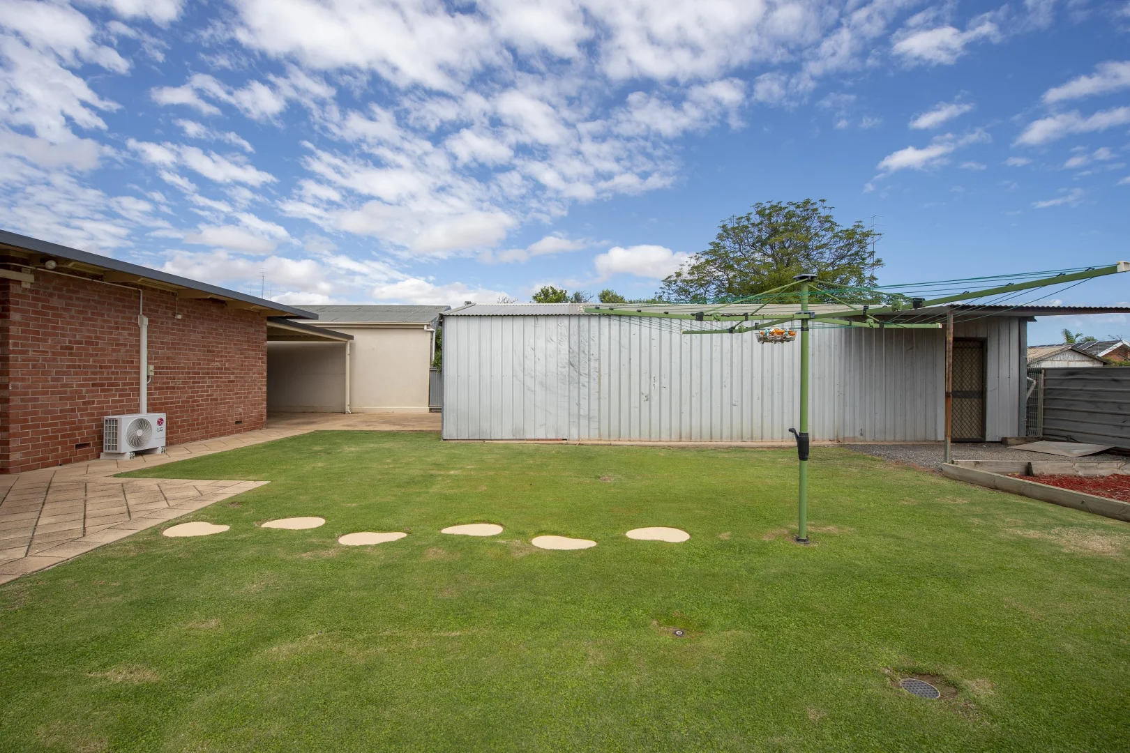 Image 25