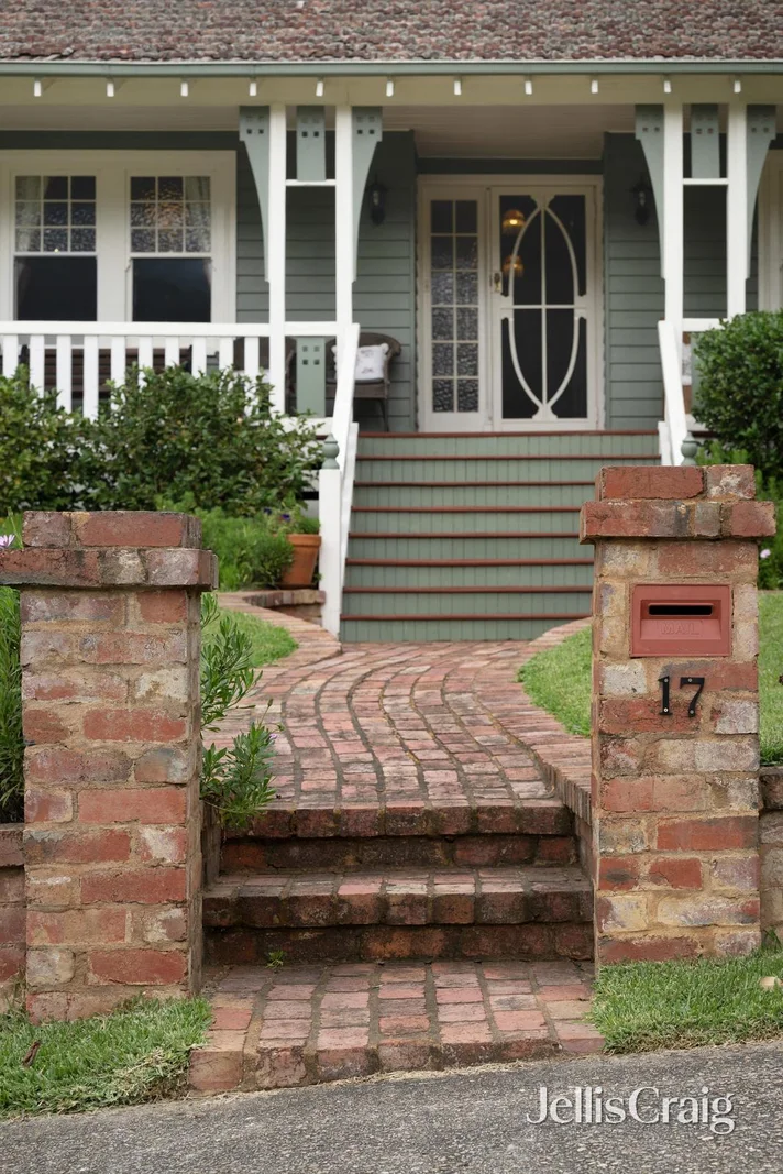 Image 18