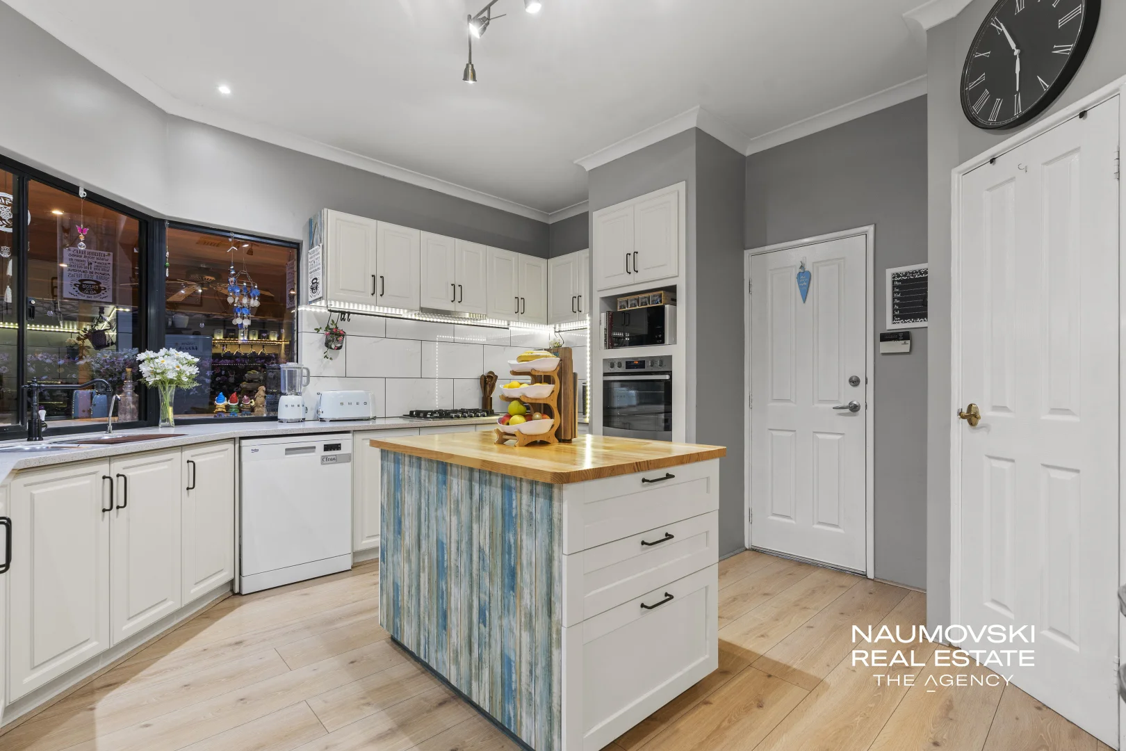 Image 9