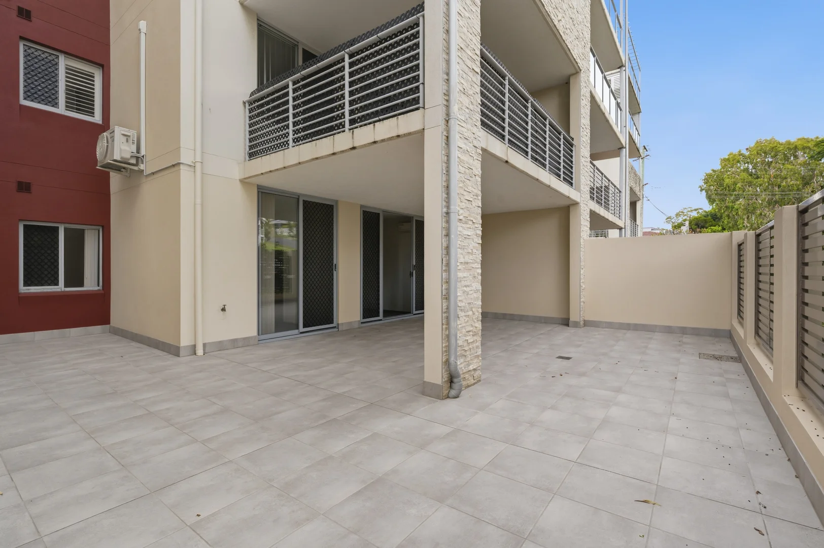 Image 10